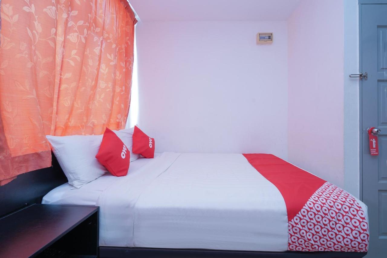 OYO 90106 Sindbad Hotel Kuala Lumpur Buitenkant foto