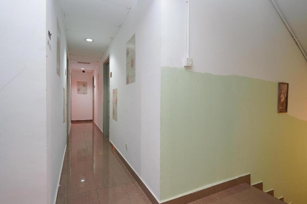 OYO 90106 Sindbad Hotel Kuala Lumpur Buitenkant foto